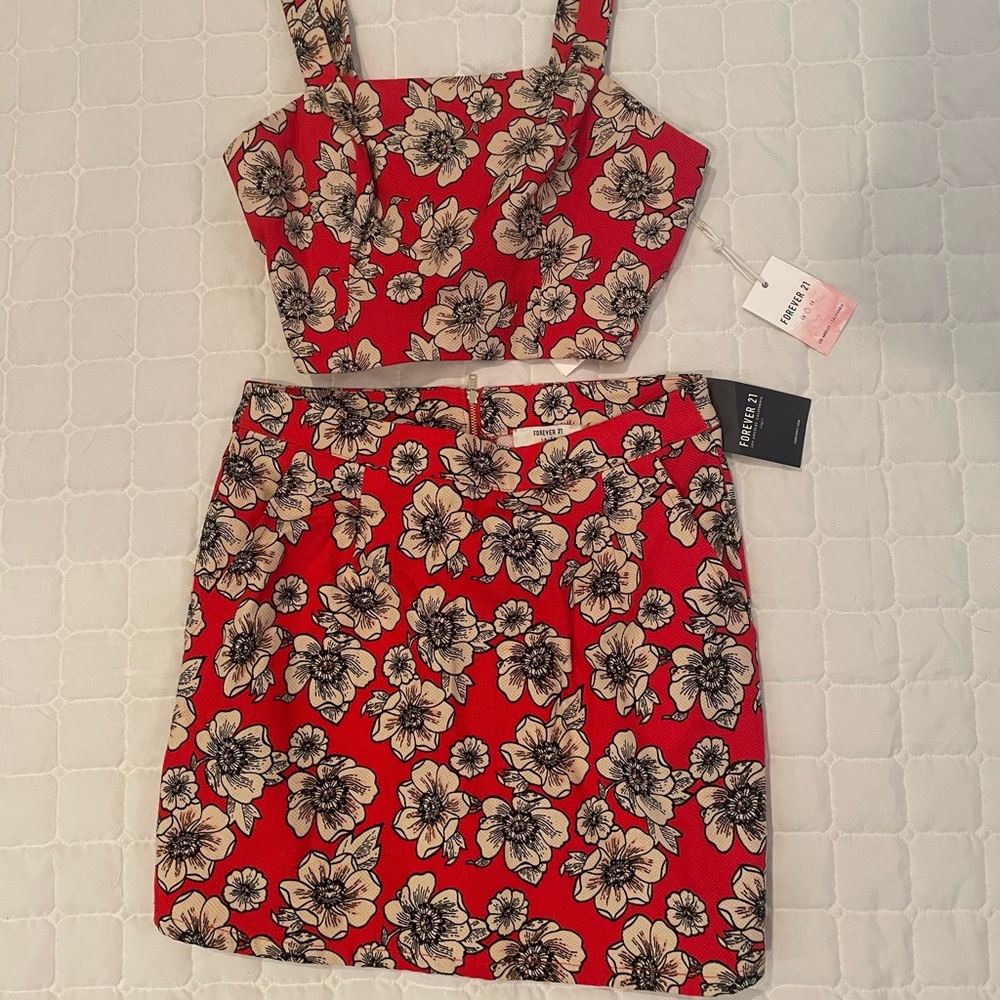 Forever 21 Floral Set